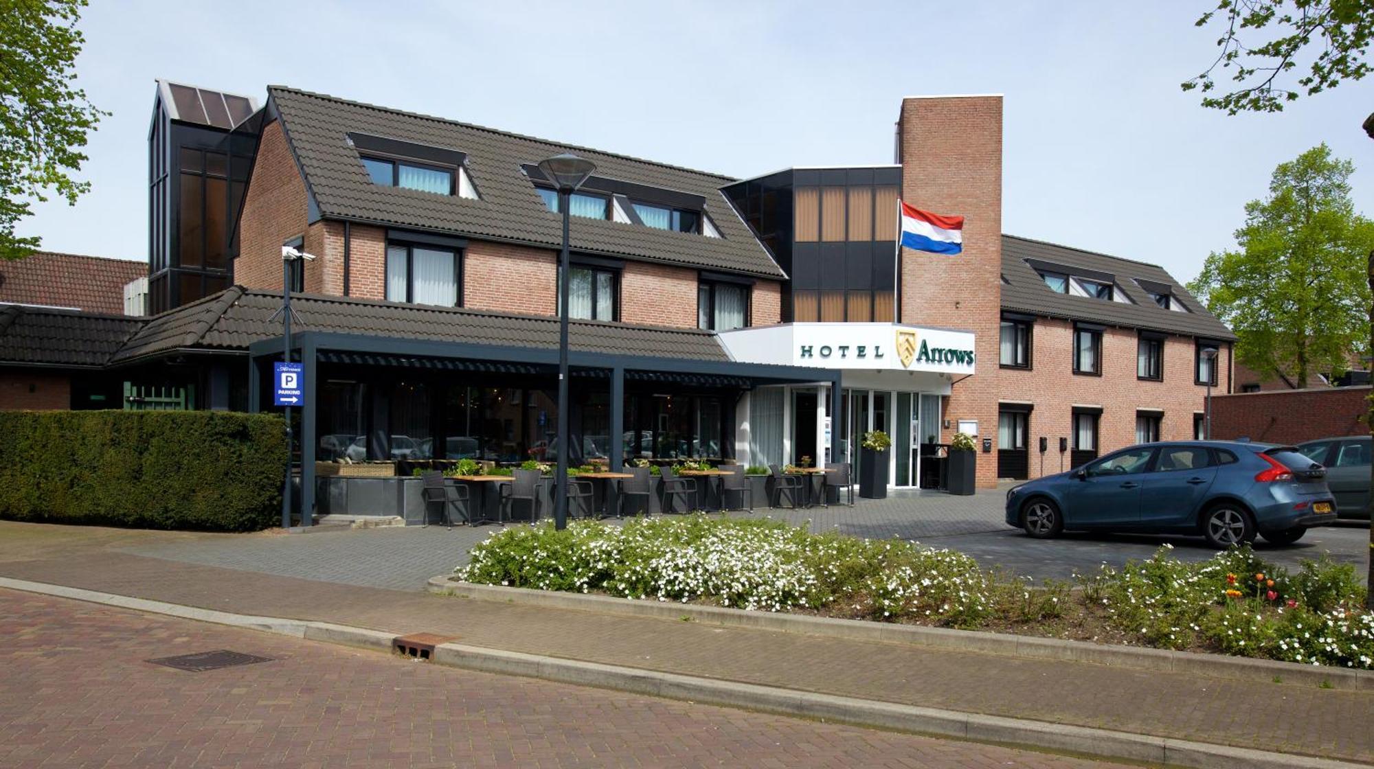 Hotel Arrows Uden Exterior foto